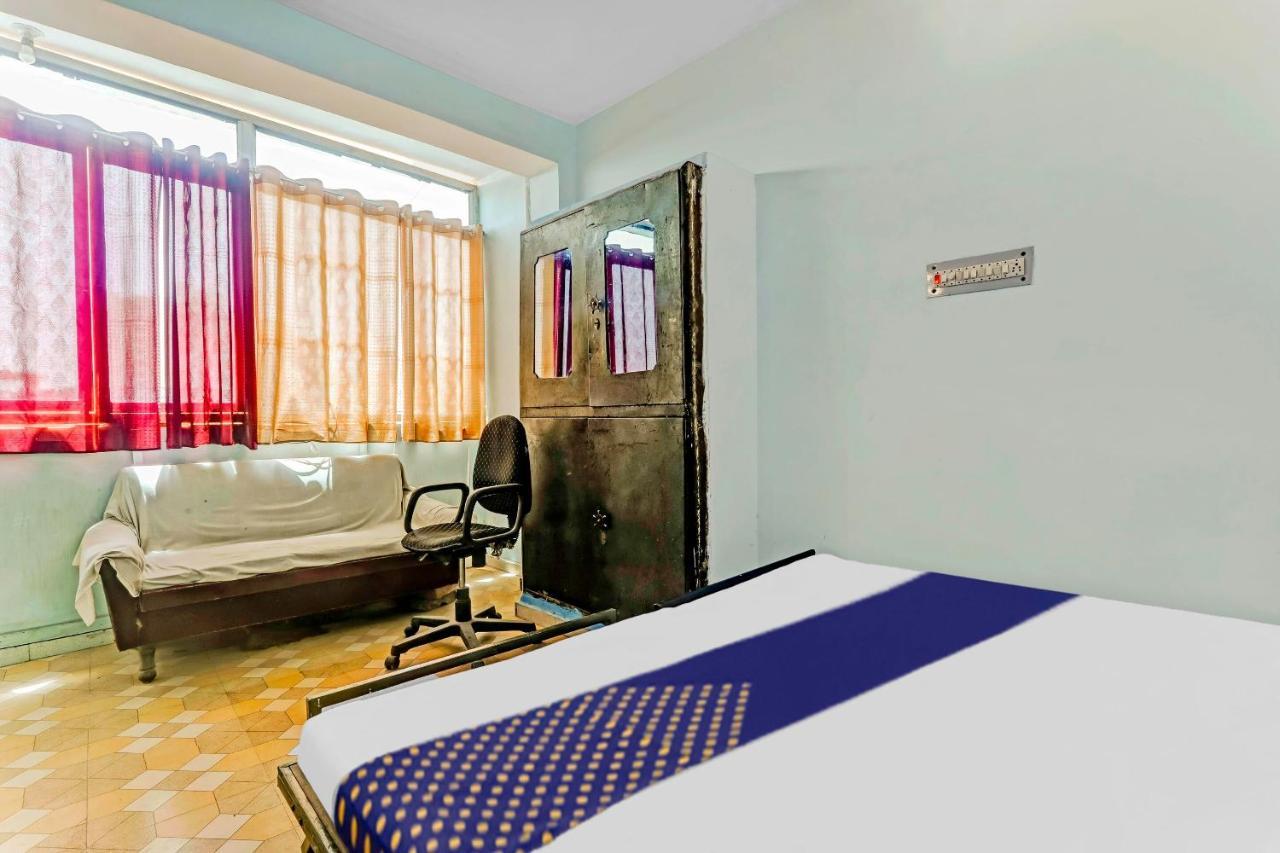 Spot On 81122 Saket Honest Hotel Ayodhya Exterior photo