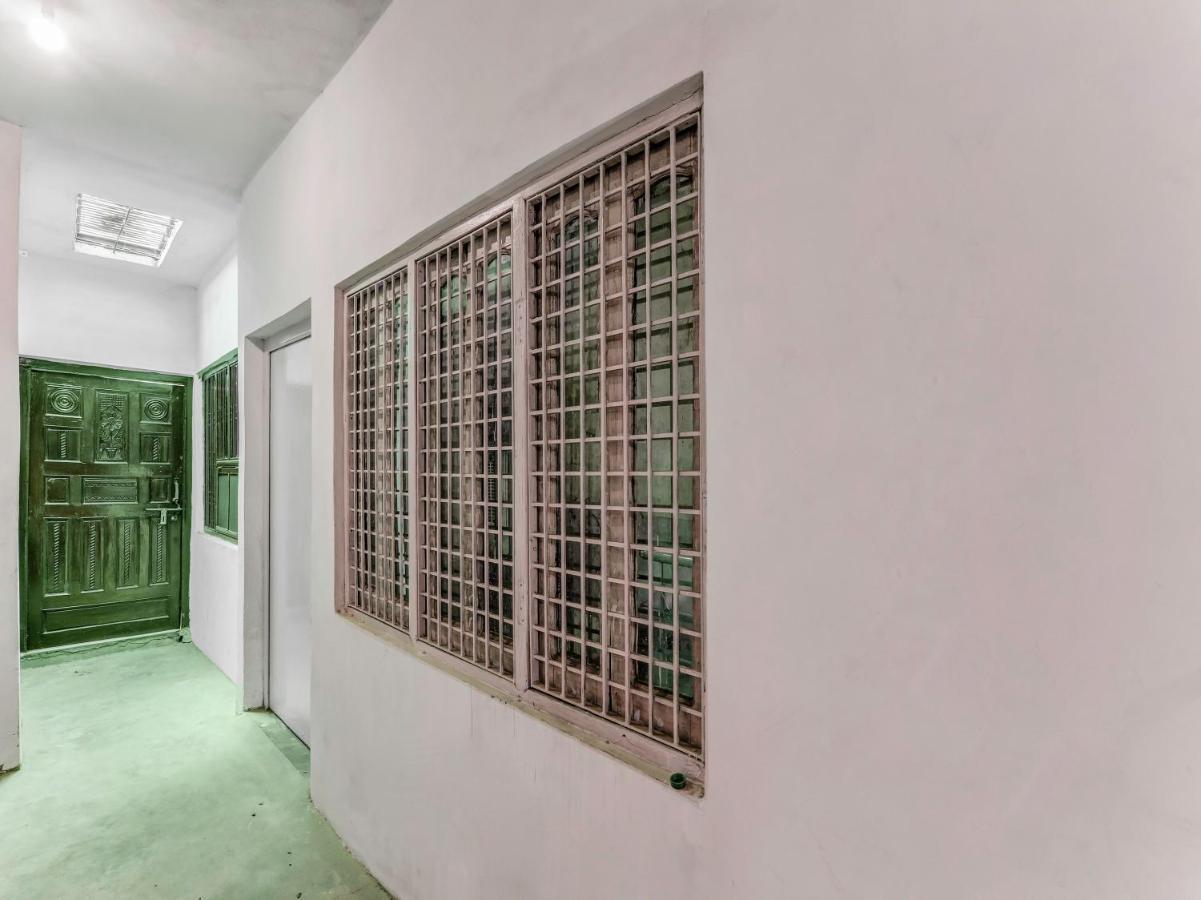 Spot On 81122 Saket Honest Hotel Ayodhya Exterior photo