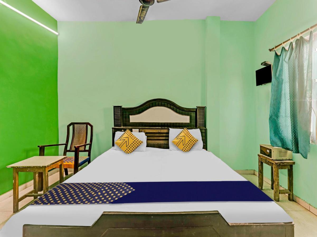Spot On 81122 Saket Honest Hotel Ayodhya Exterior photo